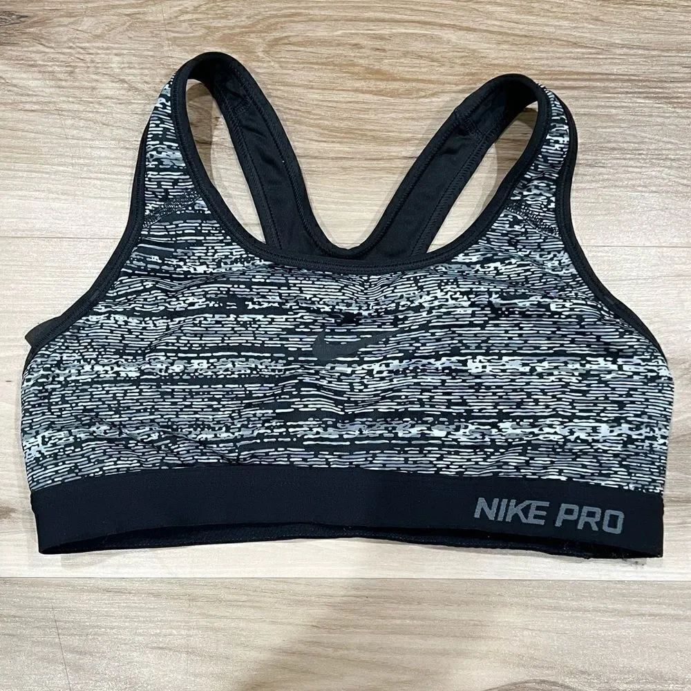 Nike Pro Black and White Dri Fit Sports Bra Women’s Small